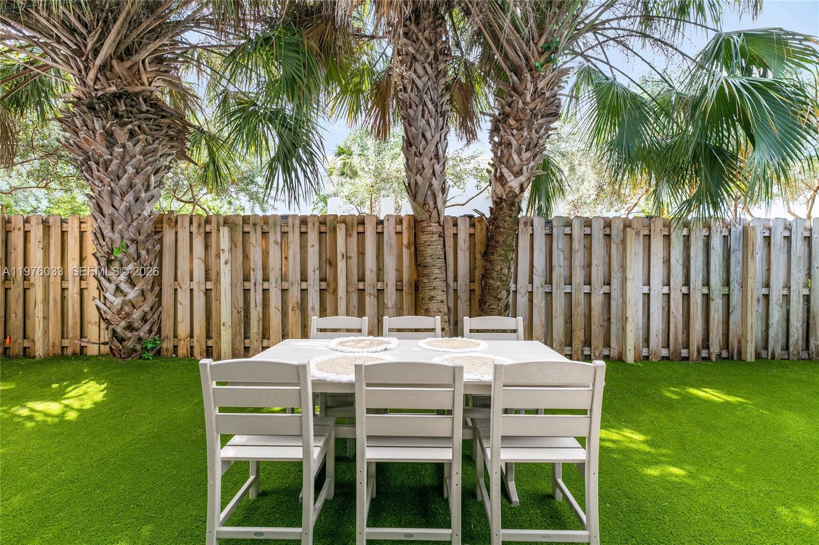 1123 NE 23rd Ter # 1123