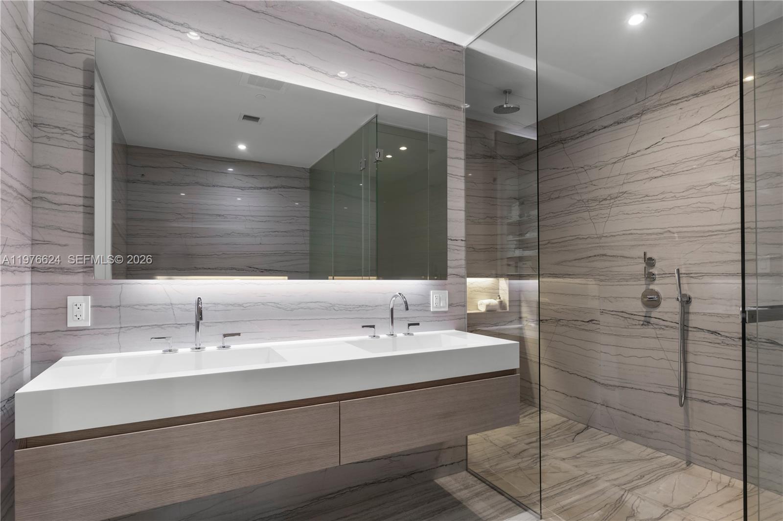 8701 Collins Ave # 604