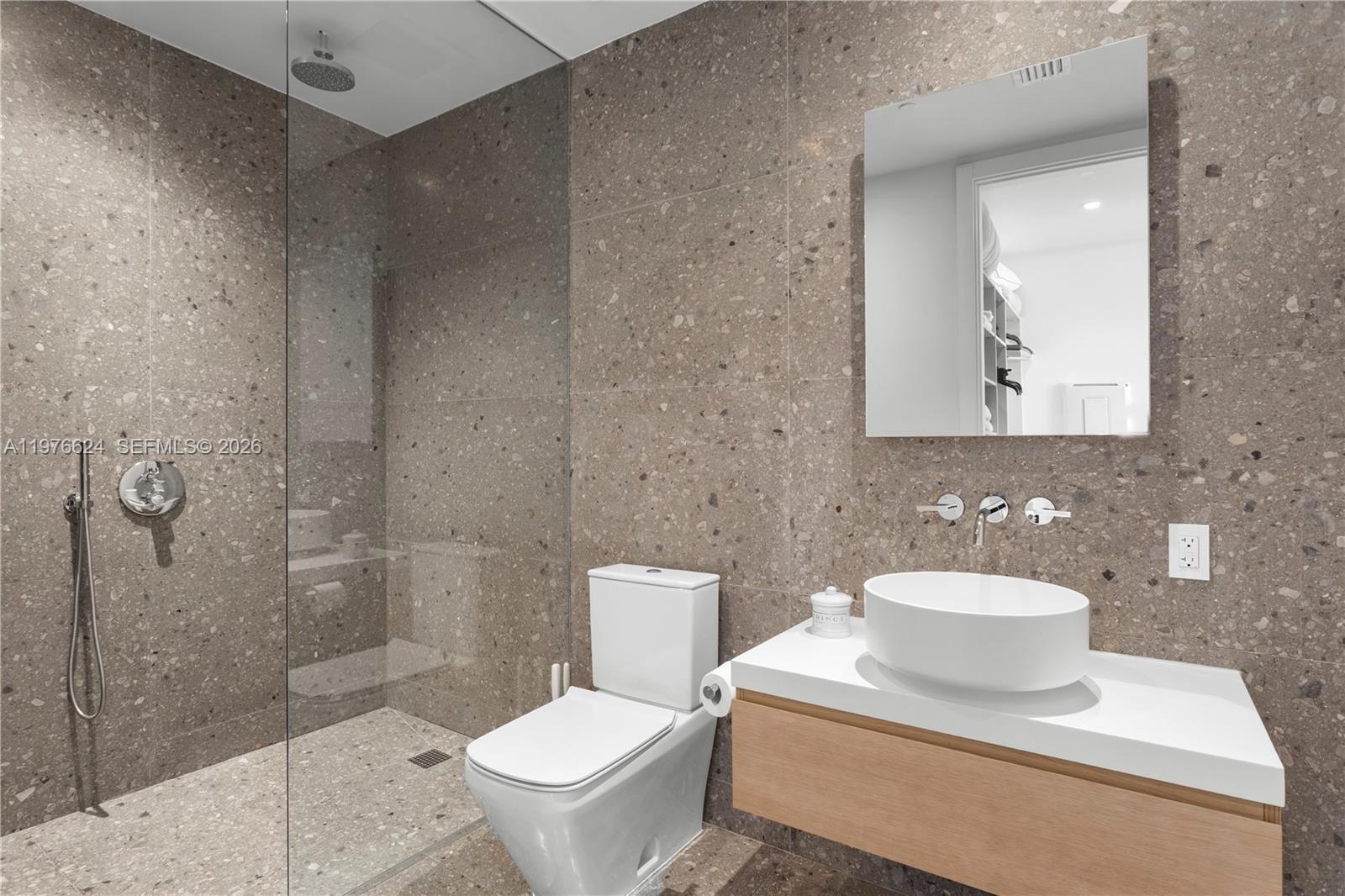 8701 Collins Ave # 604