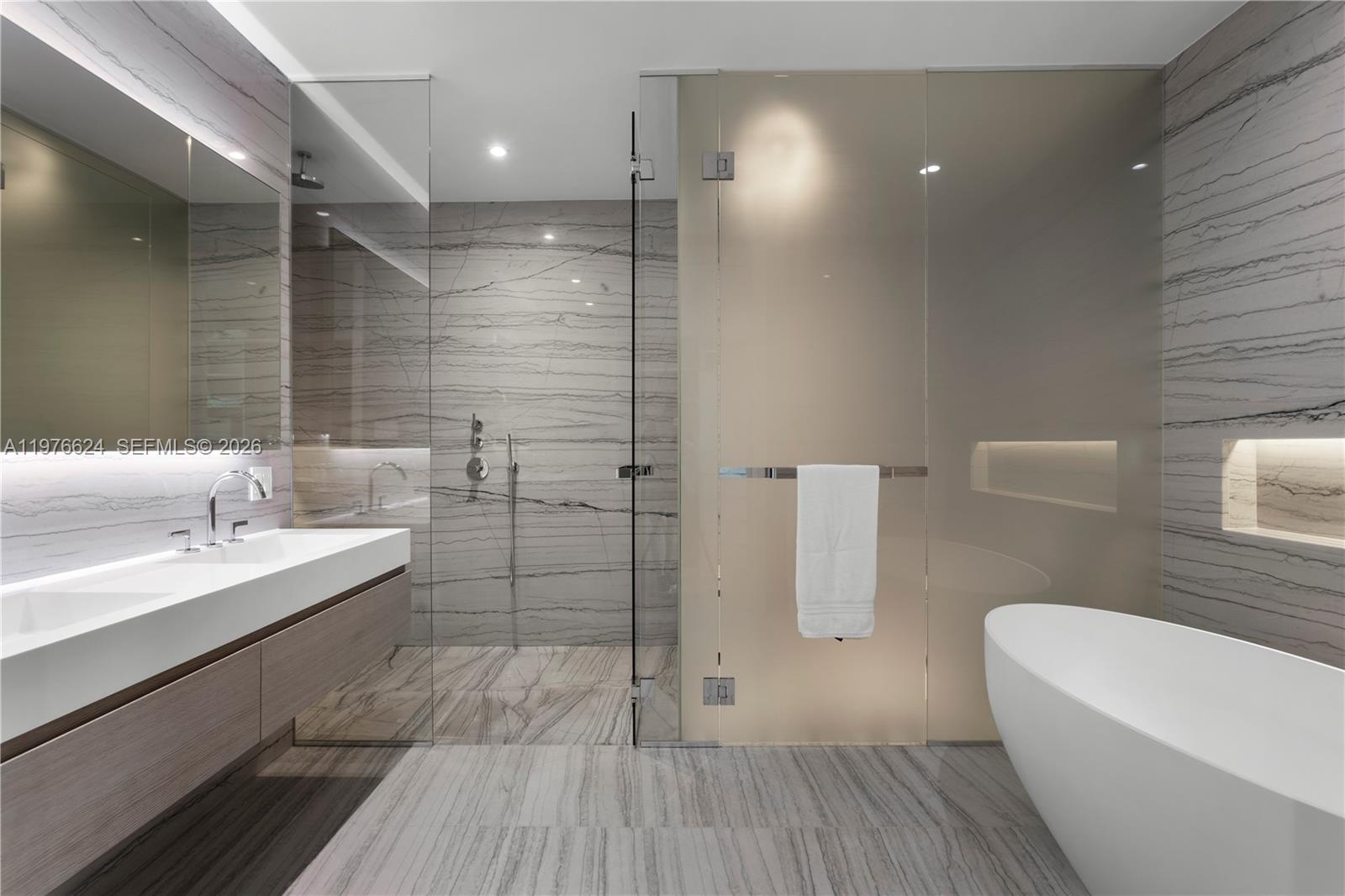 8701 Collins Ave # 604