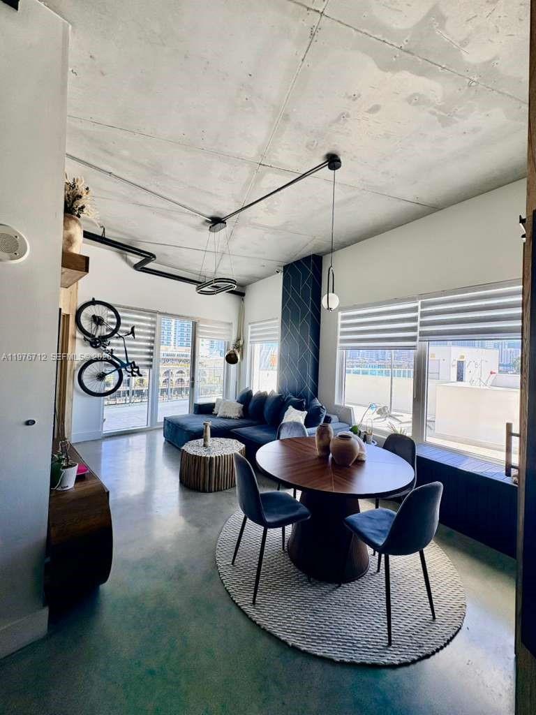 10 SW South River Dr # 603