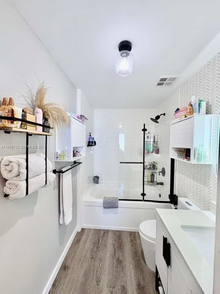 10 SW South River Dr # 603