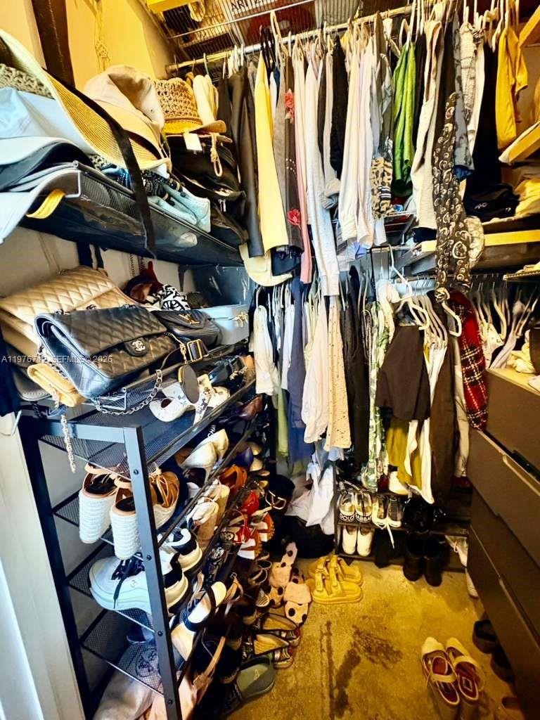 10 SW South River Dr # 603