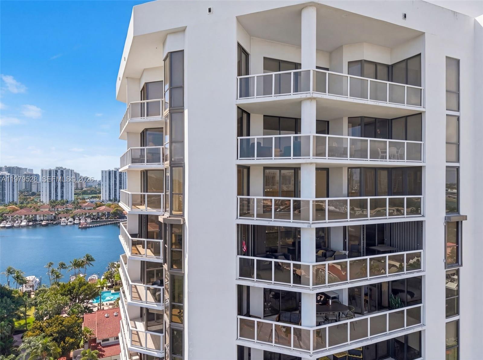 3600 Yacht Club Dr # 1802