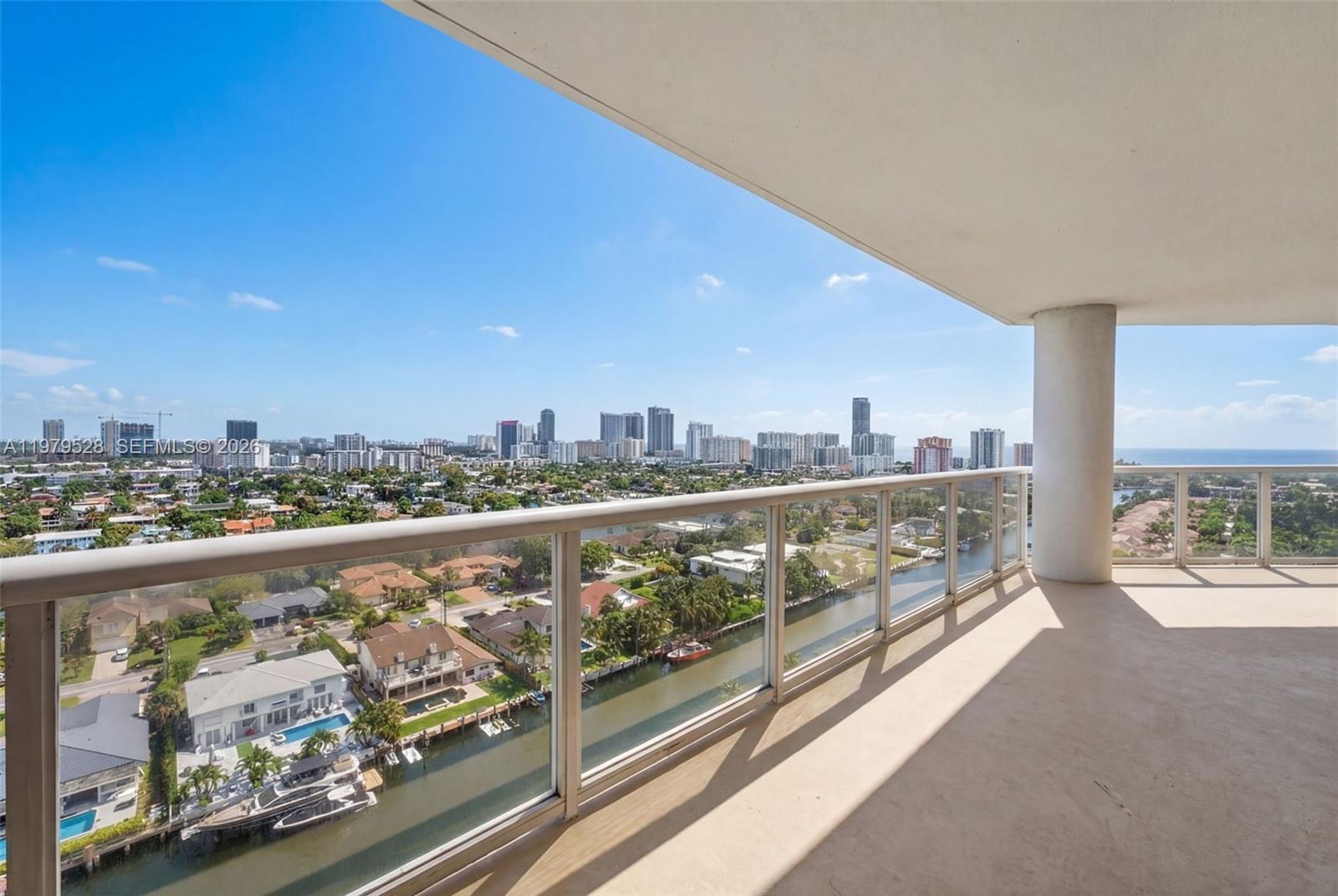 3600 Yacht Club Dr # 1802