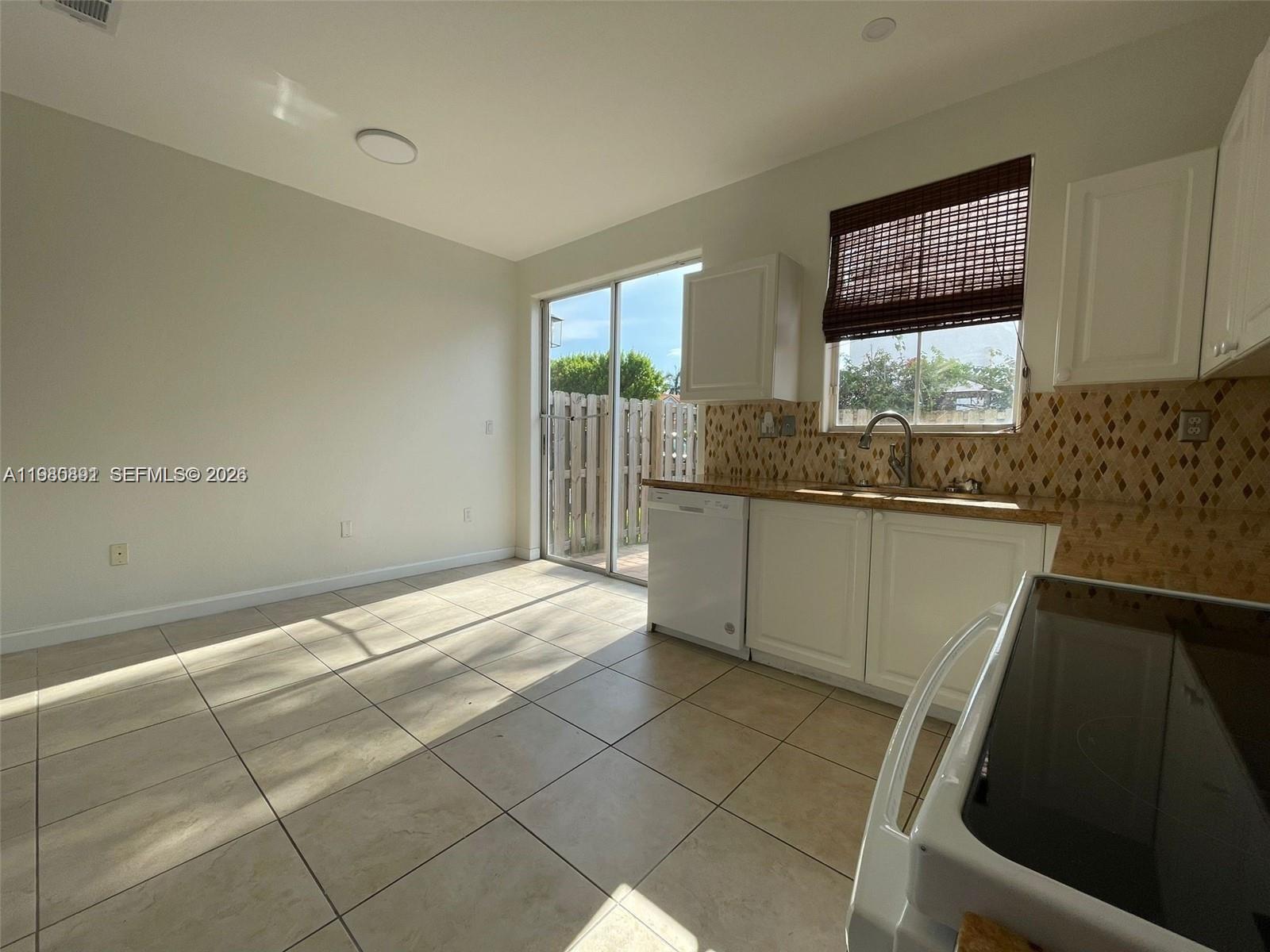 5440 NW 107th Ave # 201