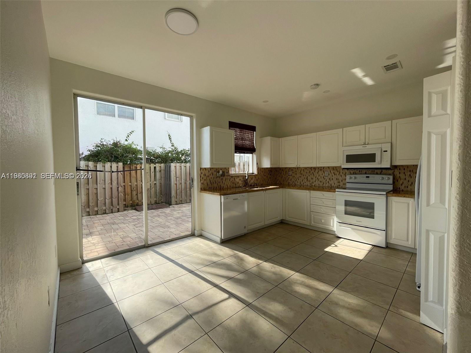 5440 NW 107th Ave # 201