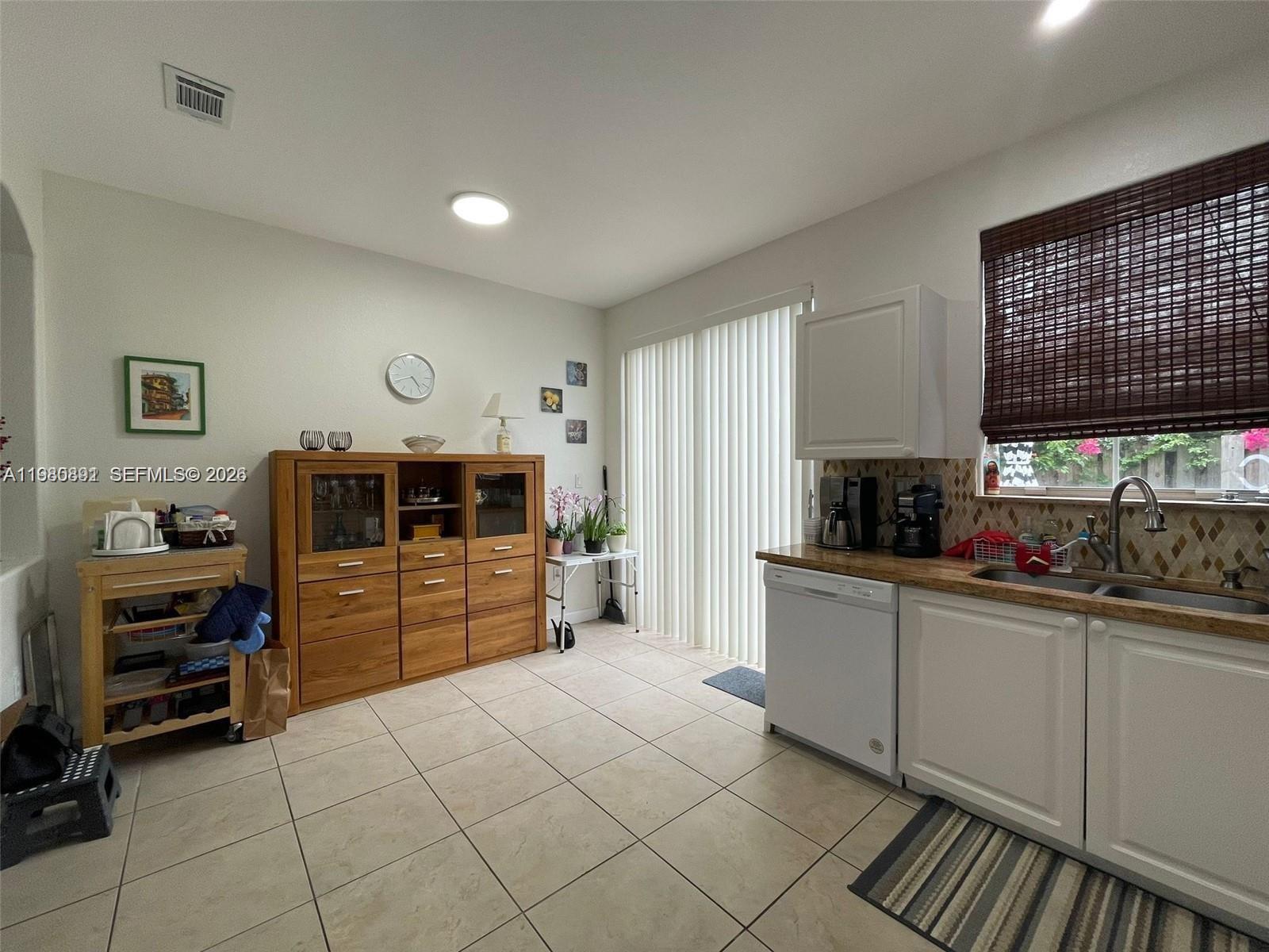 5440 NW 107th Ave # 201