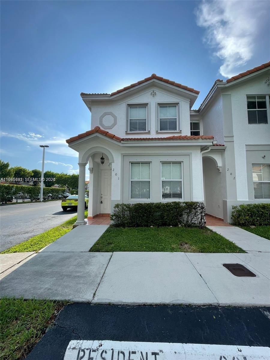 5440 NW 107th Ave # 201