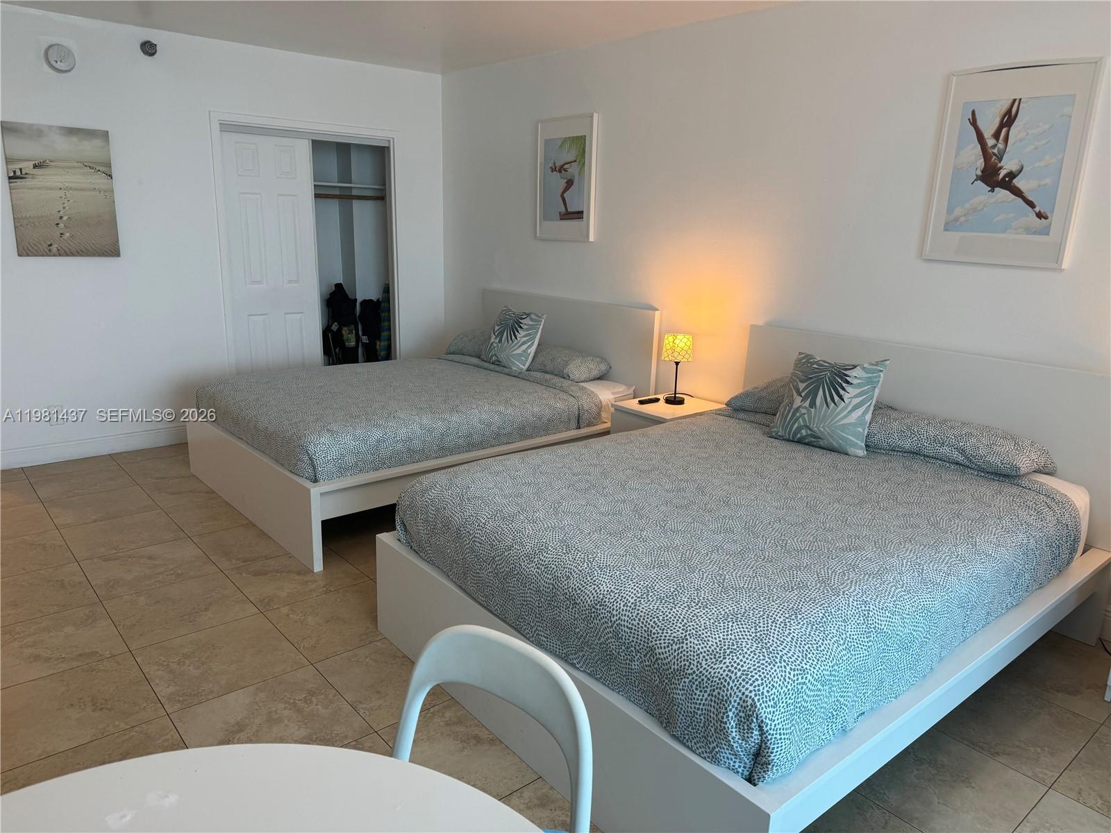 5445 Collins Ave # 627