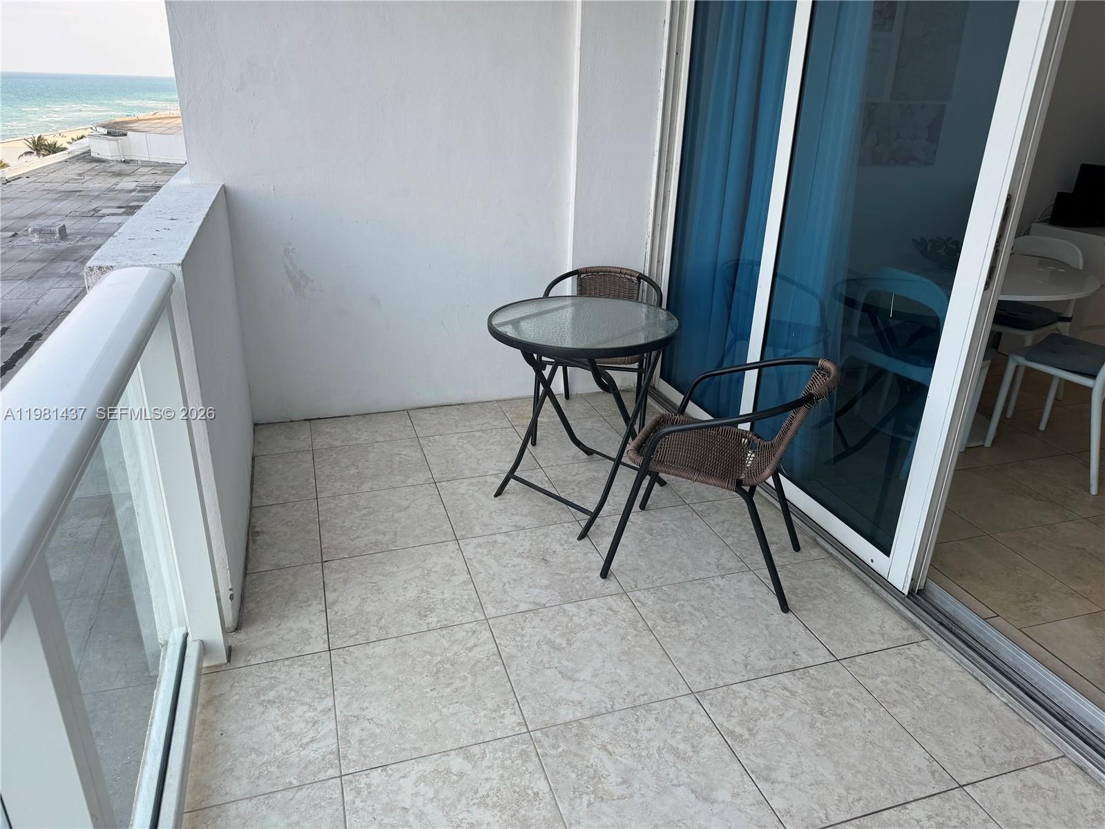 5445 Collins Ave # 627