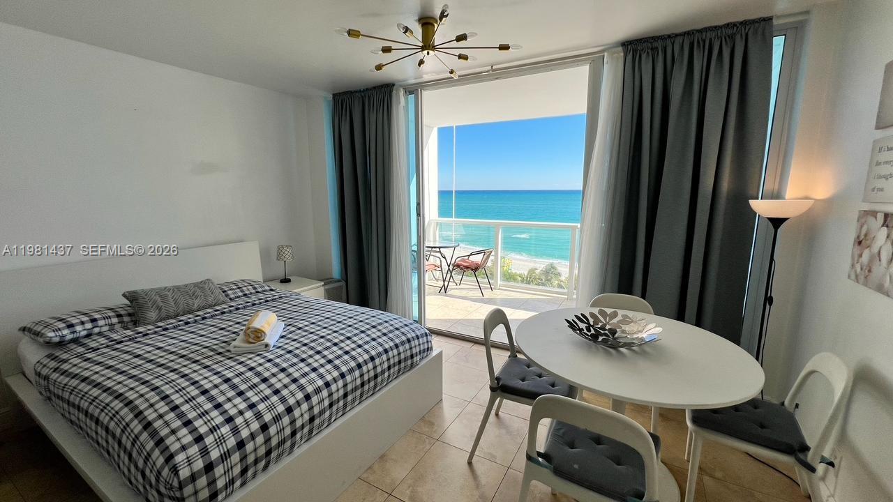 5445 Collins Ave # 627