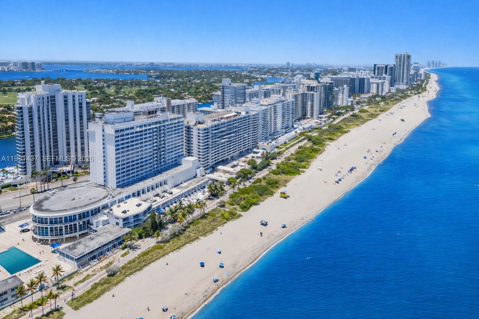 5445 Collins Ave # 627