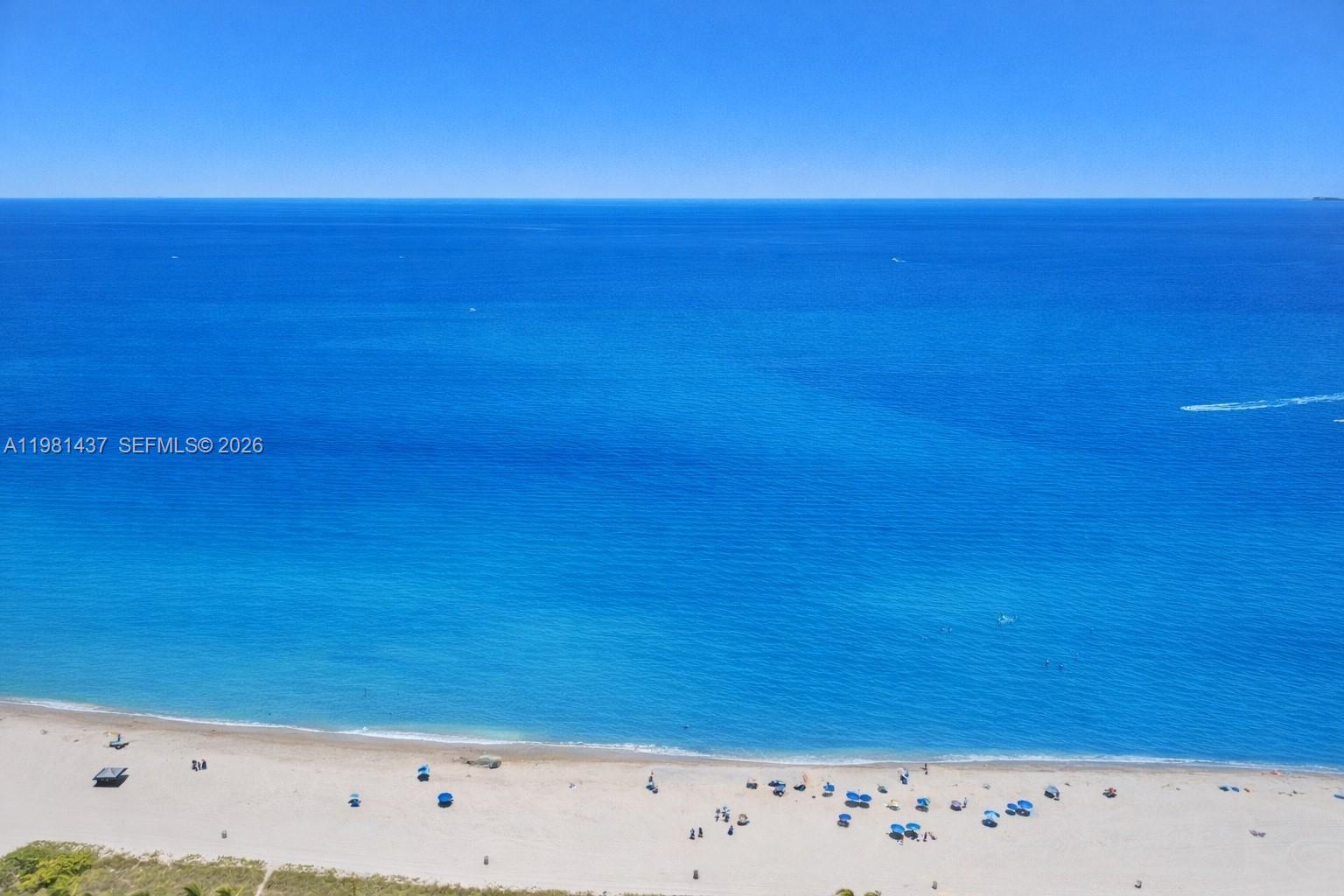 5445 Collins Ave # 627