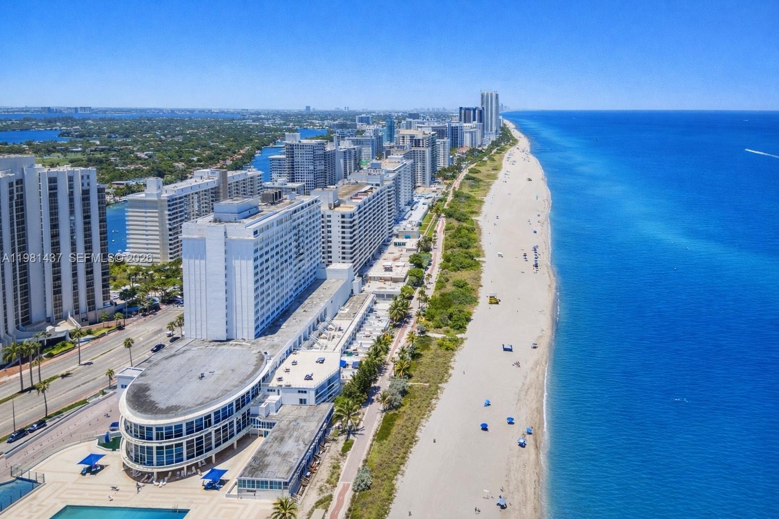 5445 Collins Ave # 627