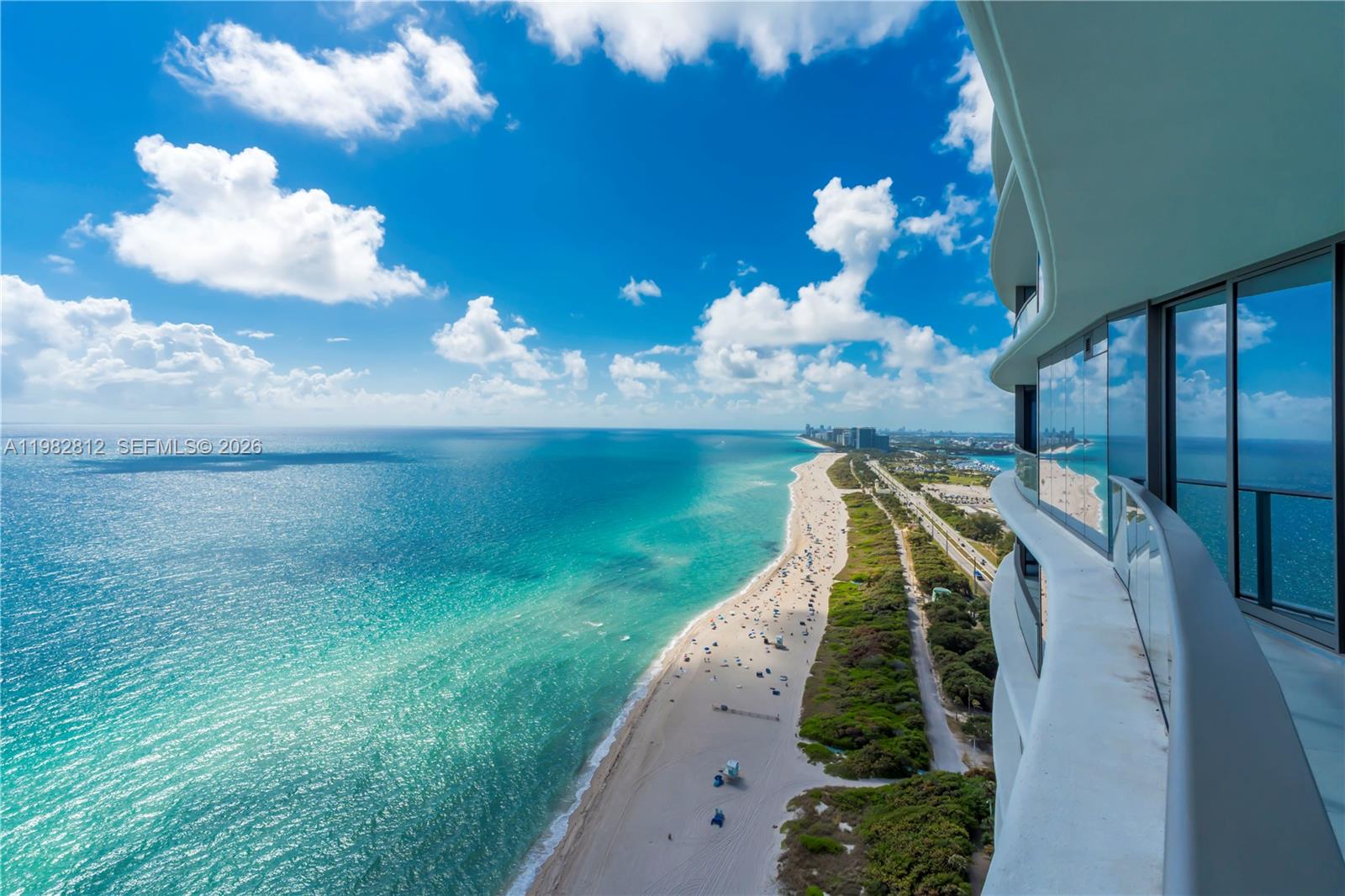 15701 Collins Ave # 2903