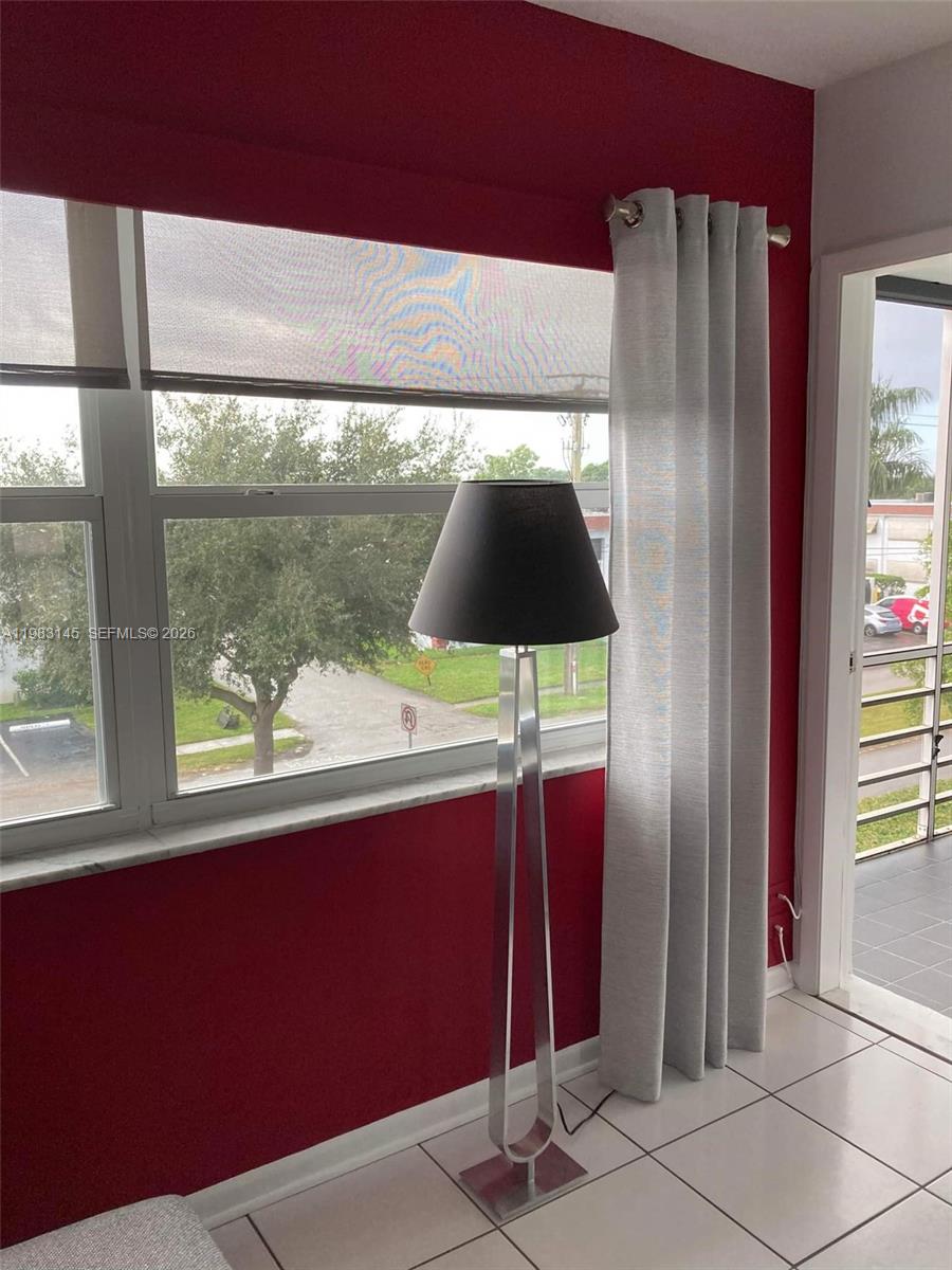 4341 NW 16th St # 308