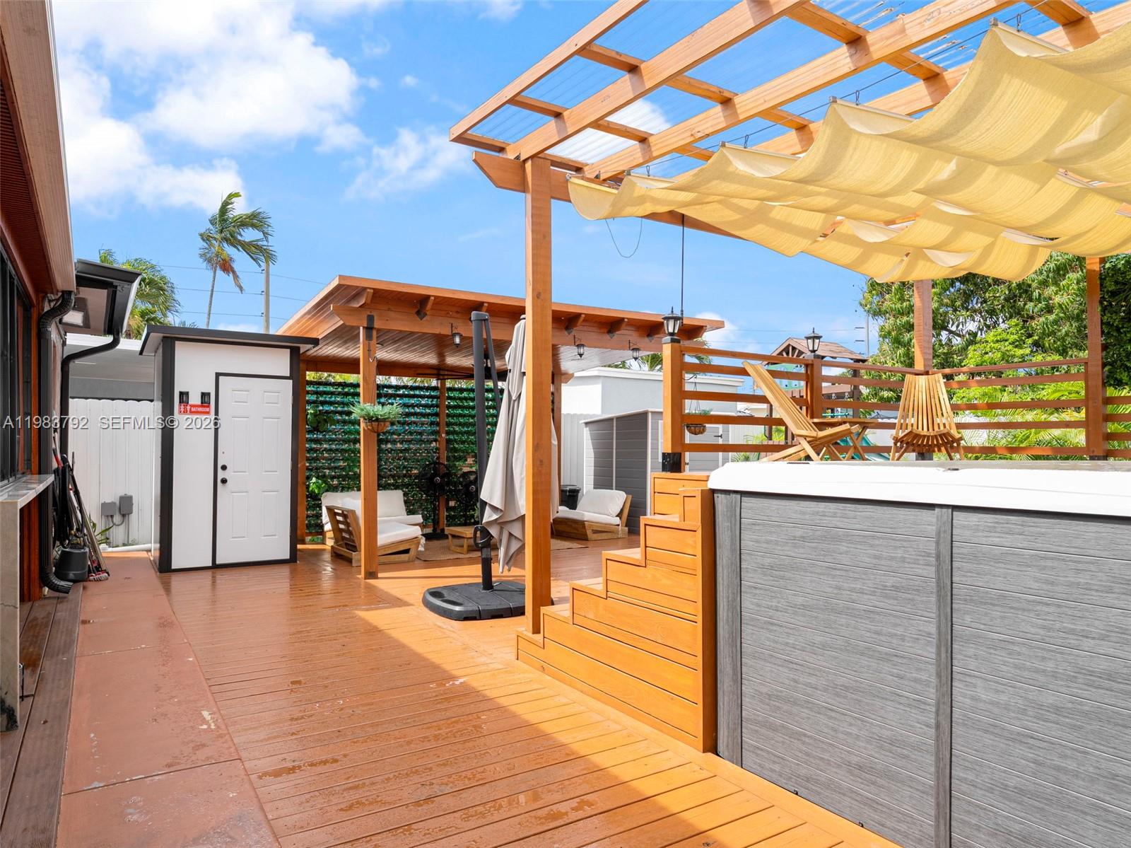 550 NW 58th Ave