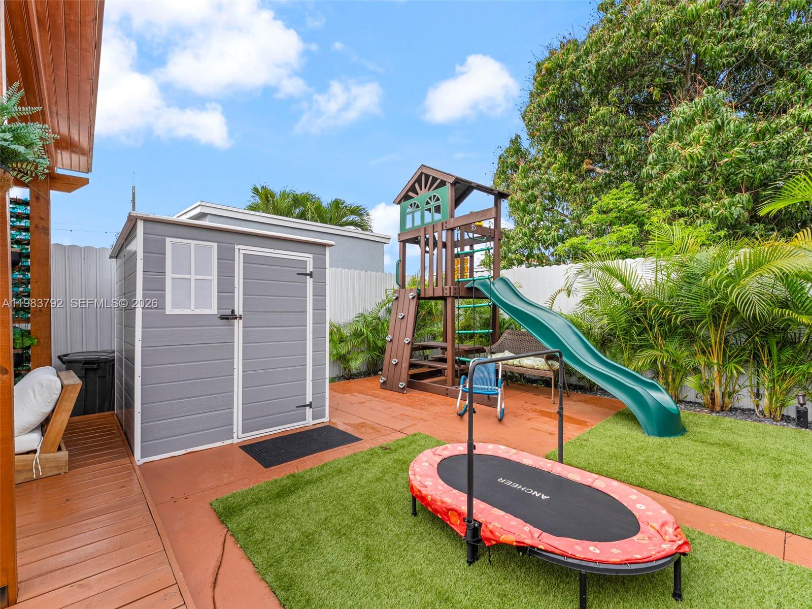 550 NW 58th Ave