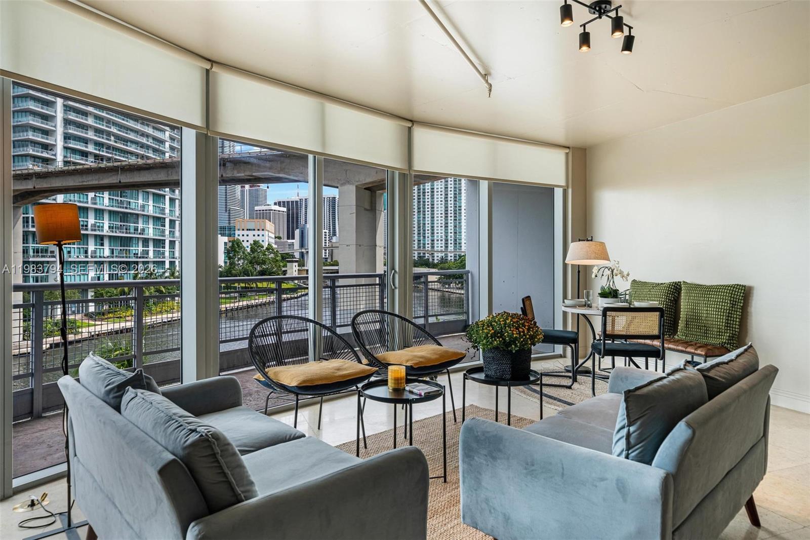 690 SW 1st Court 501