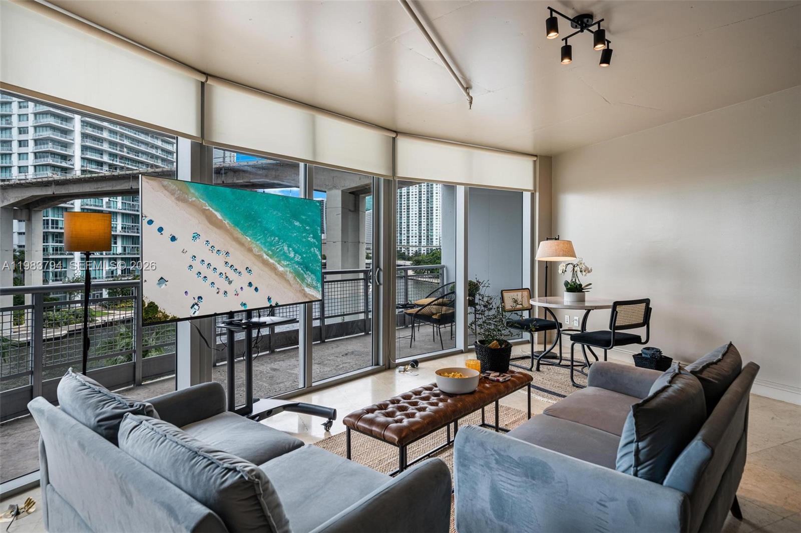 690 SW 1st Court 501