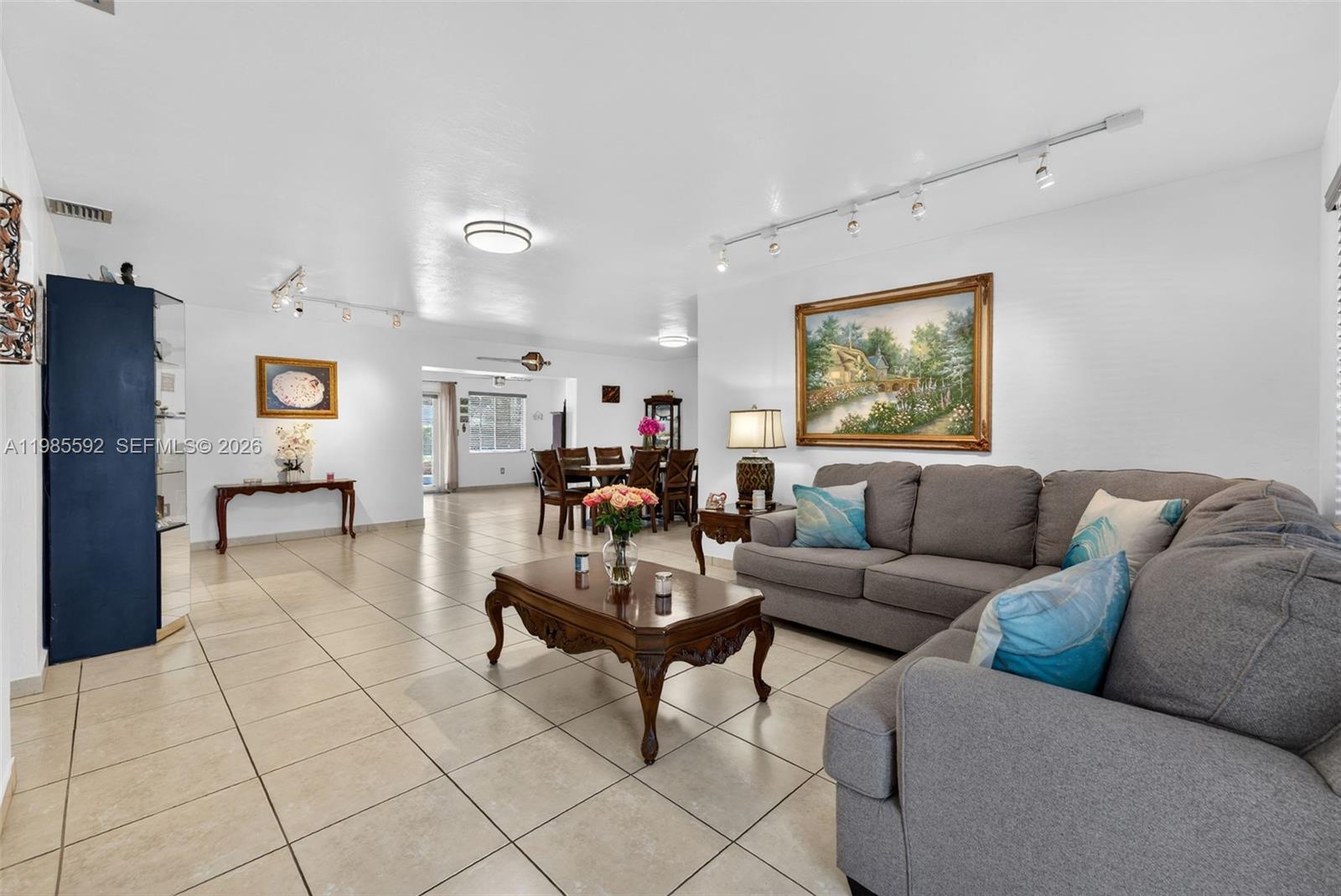 9440 SW 54th St