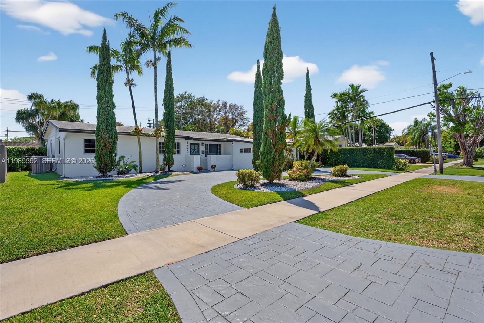 9440 SW 54th St
