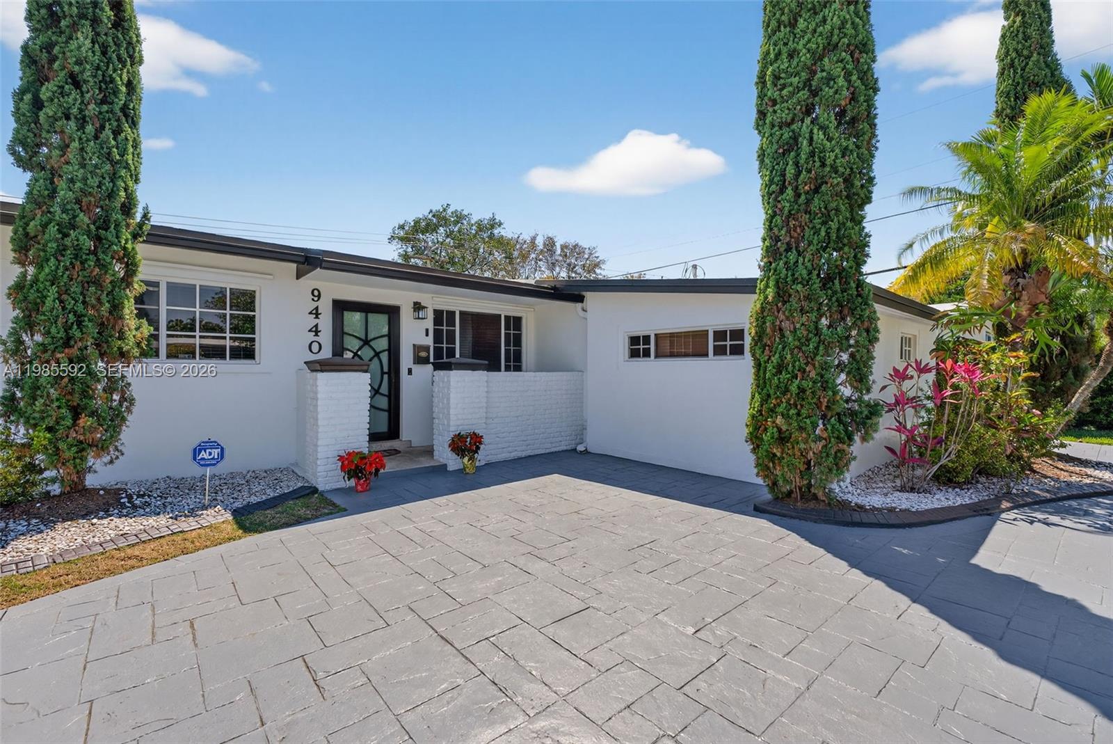 9440 SW 54th St