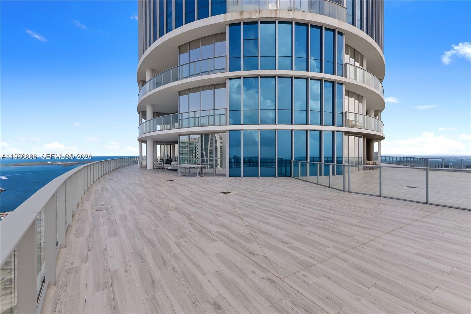 851 NE 1st Ave # 5201