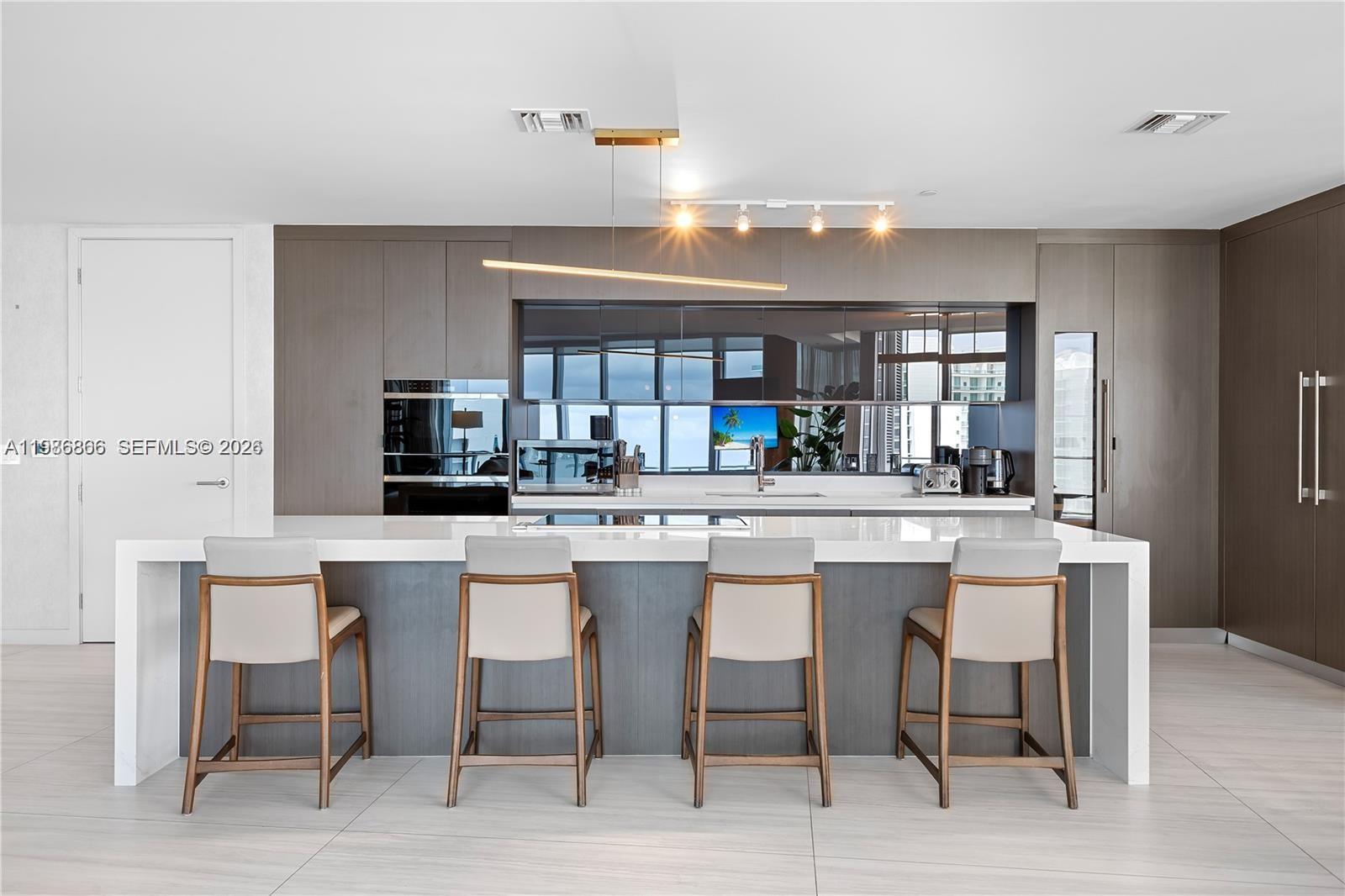 851 NE 1st Ave # 5201