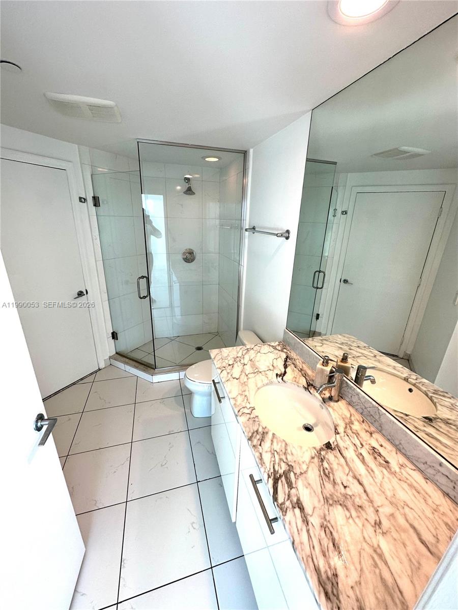 55 SE 6th St # 3902