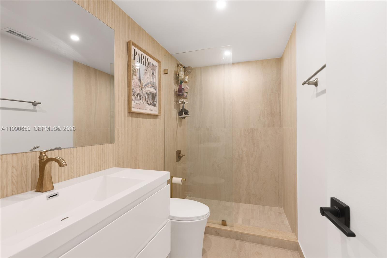 5161 Collins Ave # 411