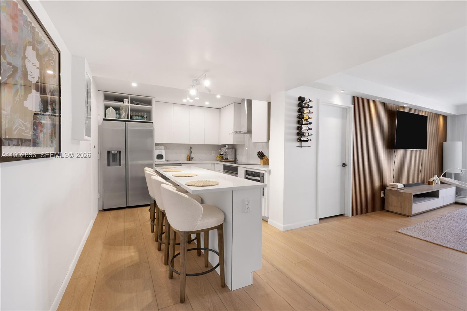 5161 Collins Ave # 410