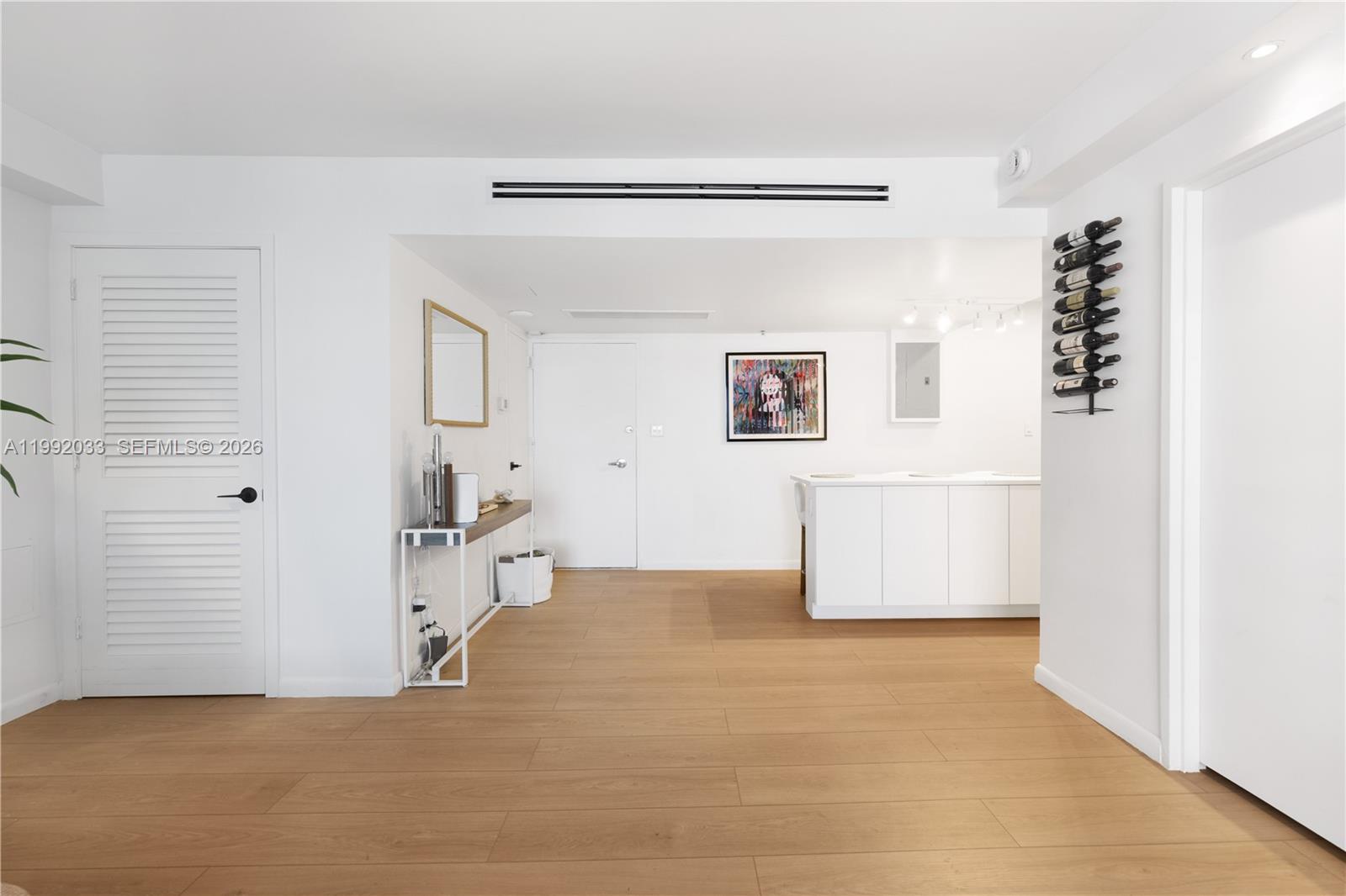 5161 Collins Ave # 410