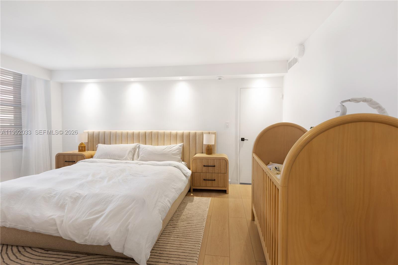 5161 Collins Ave # 410