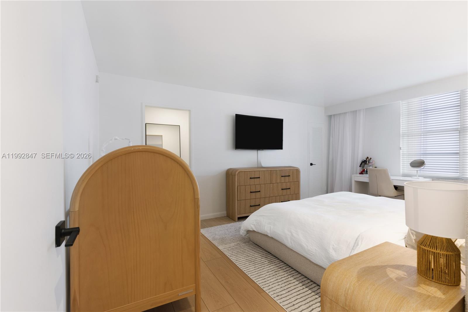 5161 Collins Ave # 410