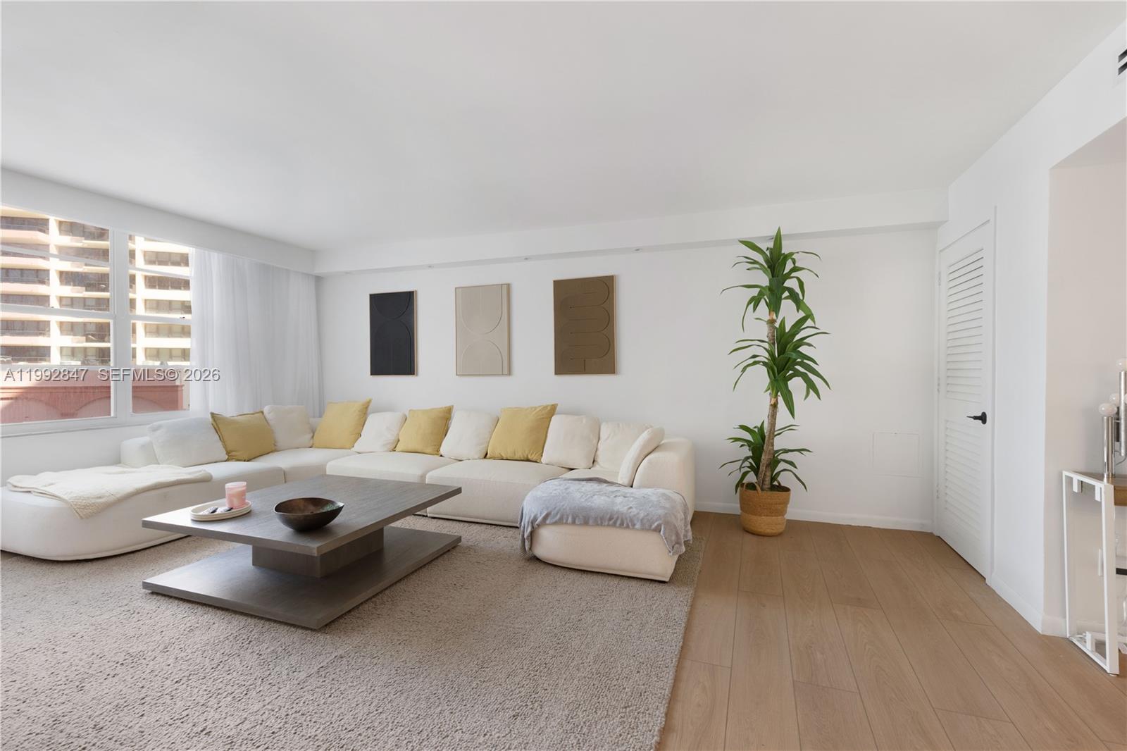 5161 Collins Ave # 410