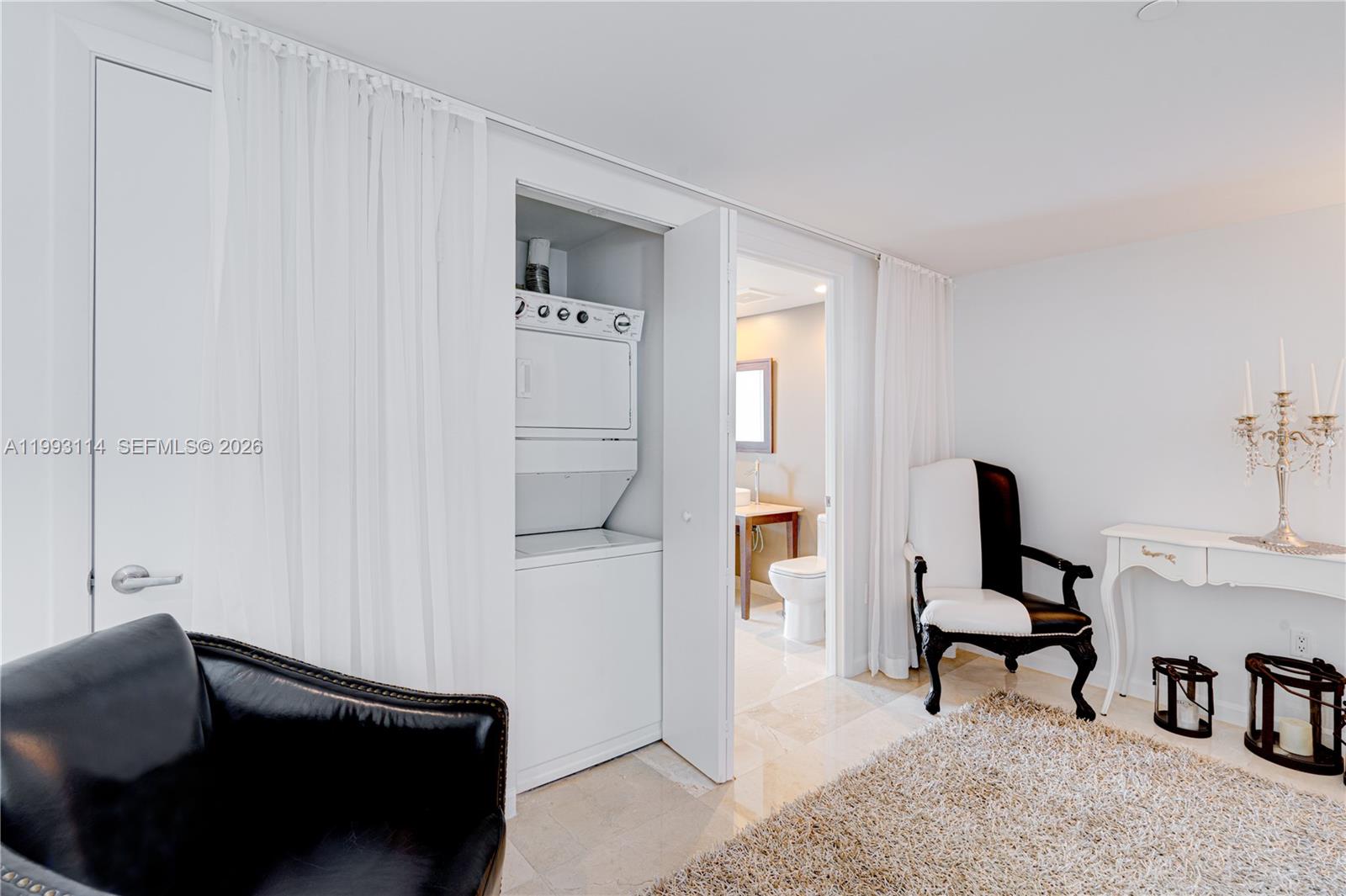 495 Brickell Ave # 3505