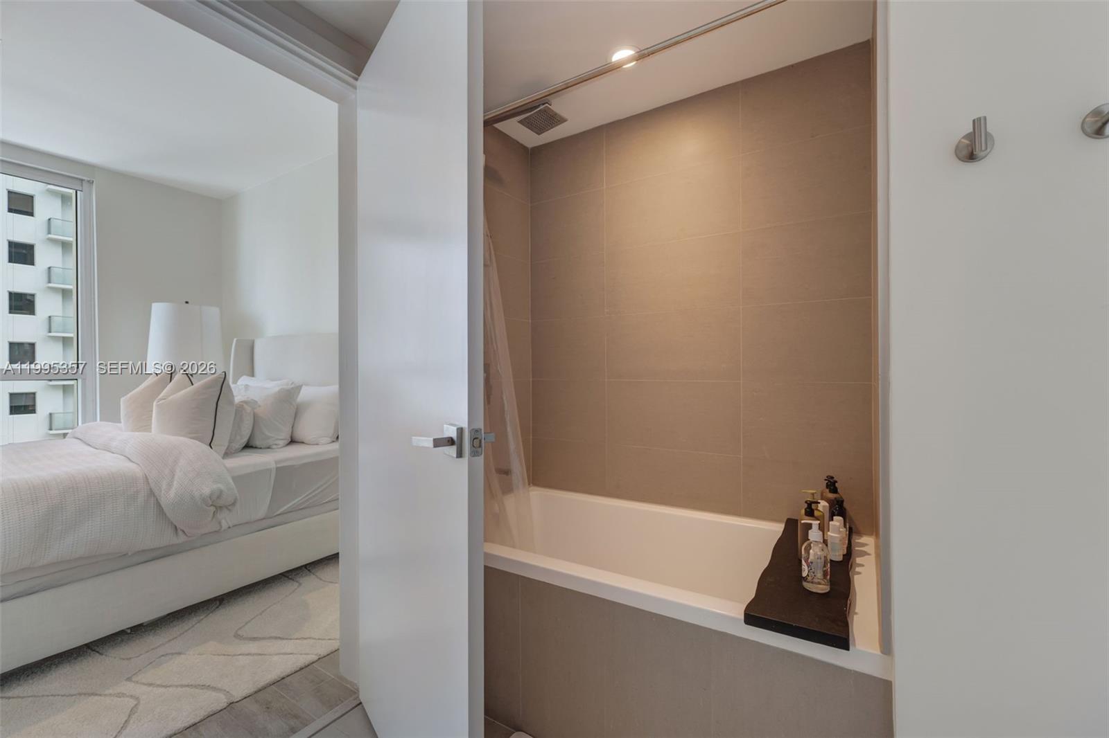 1080 Brickell Ave # 1909