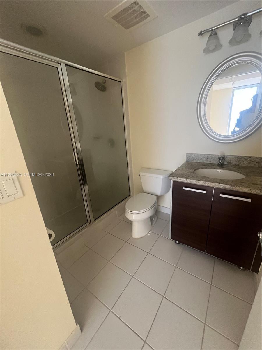 185 SW 7th St # 3211