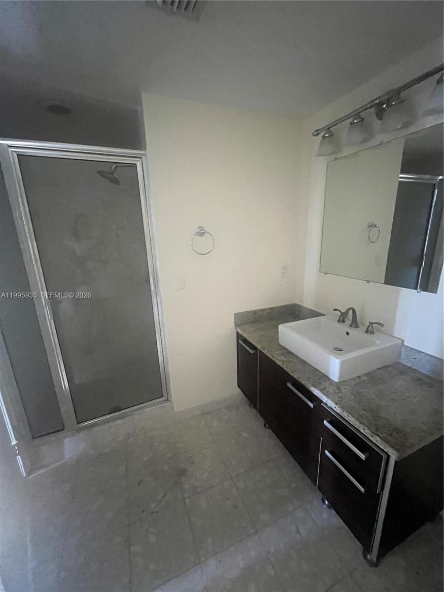 185 SW 7th St # 3211