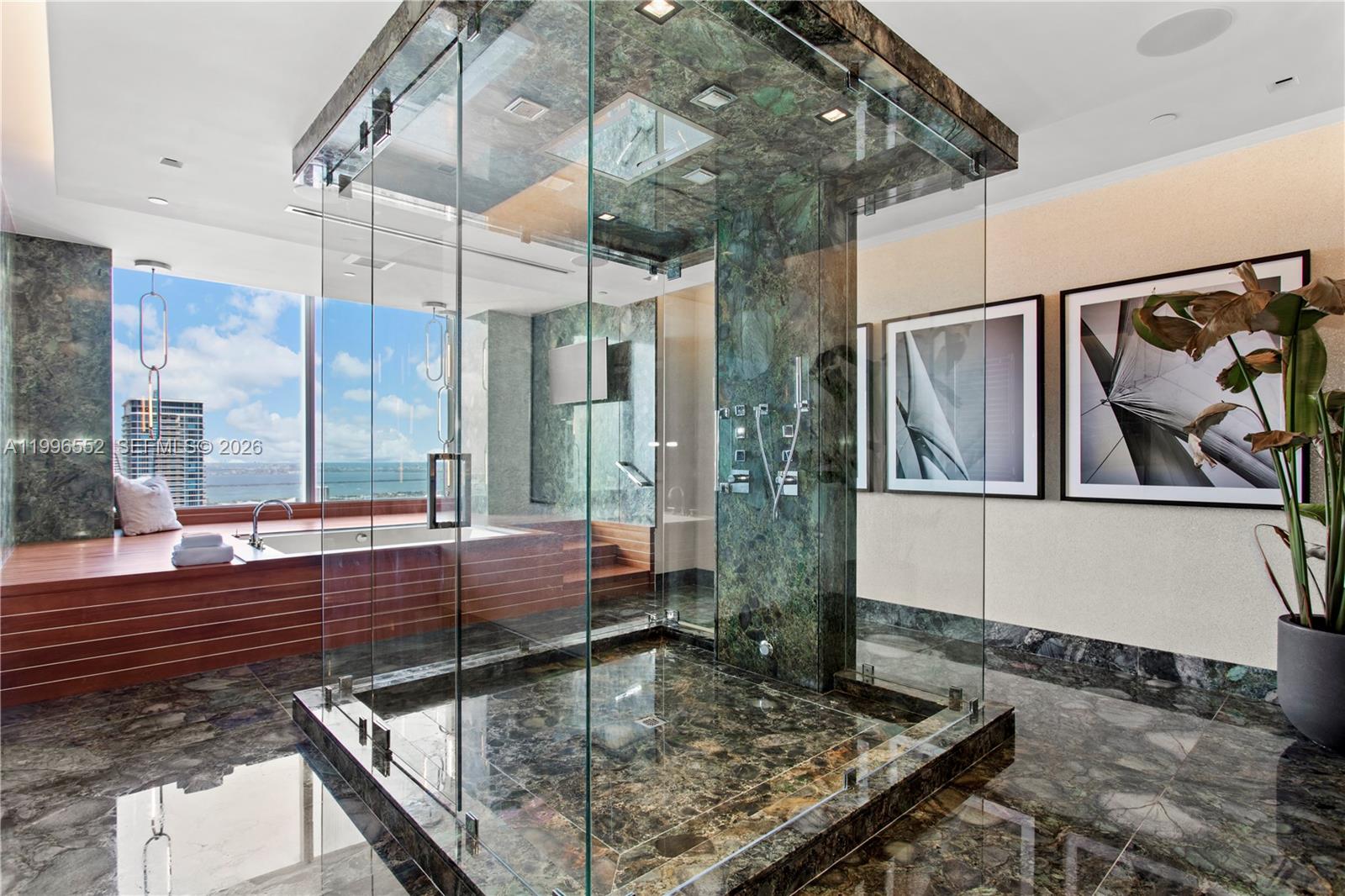 1425 Brickell Ave Unit: PH4BCD