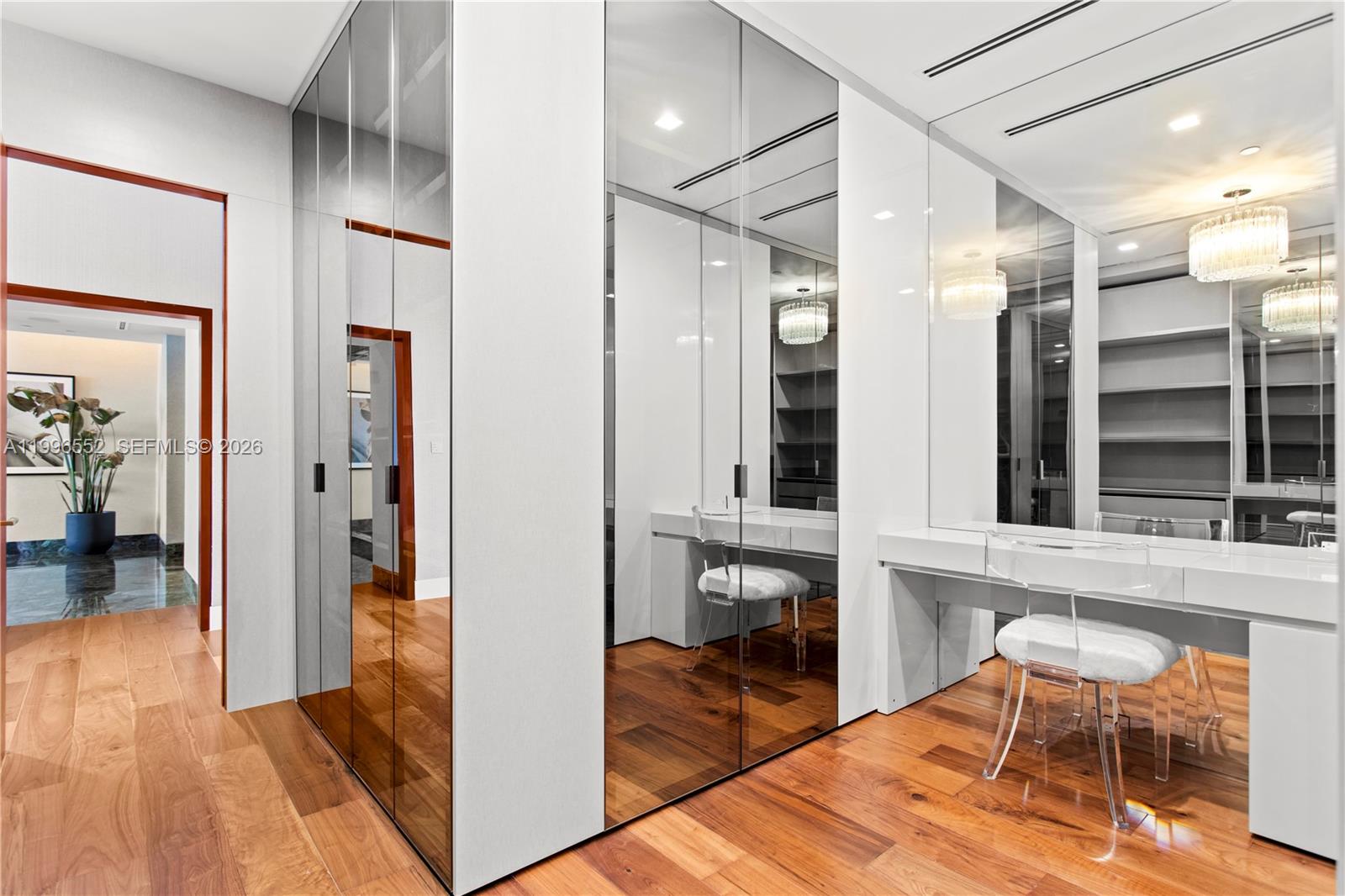 1425 Brickell Ave Unit: PH4BCD