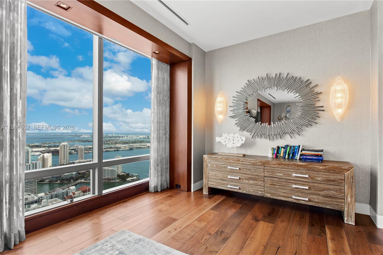 1425 Brickell Ave Unit: PH4BCD