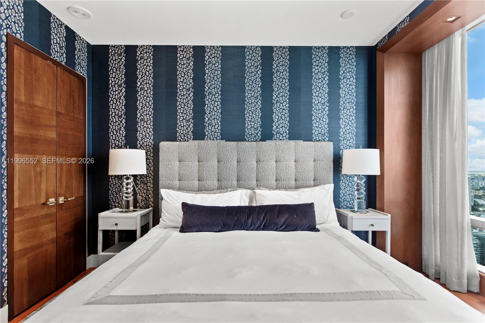 1425 Brickell Ave Unit: PH4BCD