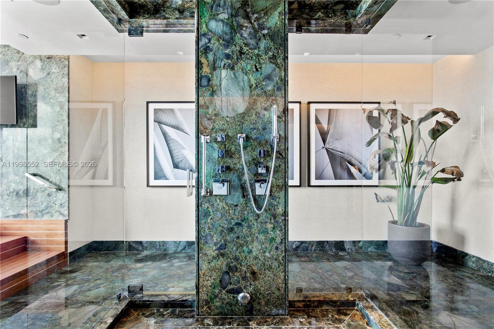 1425 Brickell Ave Unit: PH4BCD