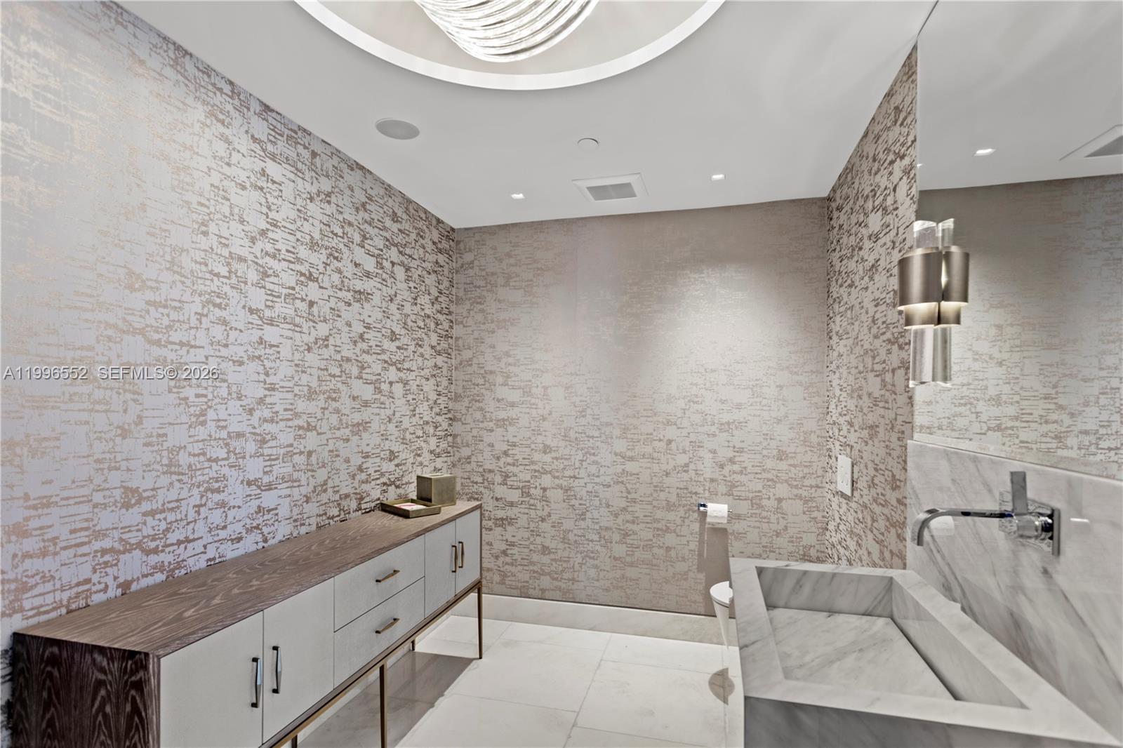 1425 Brickell Ave Unit: PH4BCD