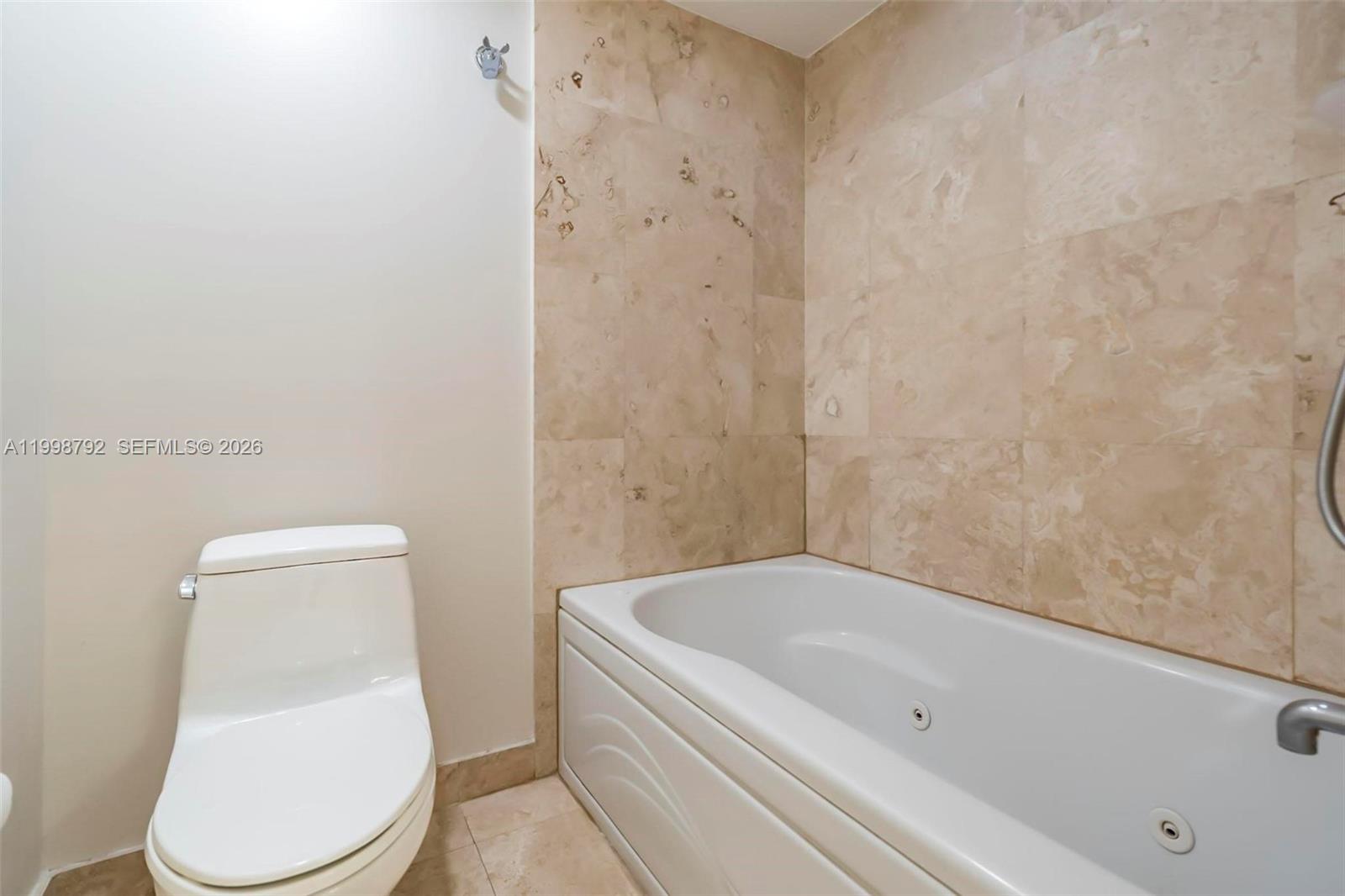 41 SE 5th St # 1709