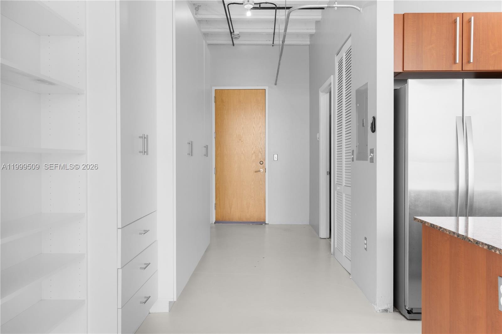 8101 Biscayne Blvd # 414 Unit: R-414