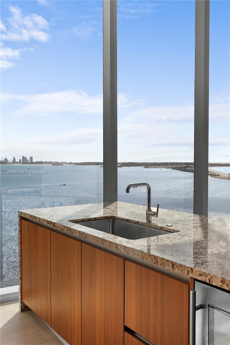 175 SE 25th Rd # 1501